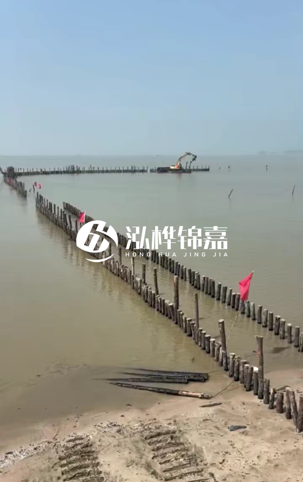 菏澤河道清淤專業(yè)施工-打完松木樁后清理淤泥是否會影響穩(wěn)定性？